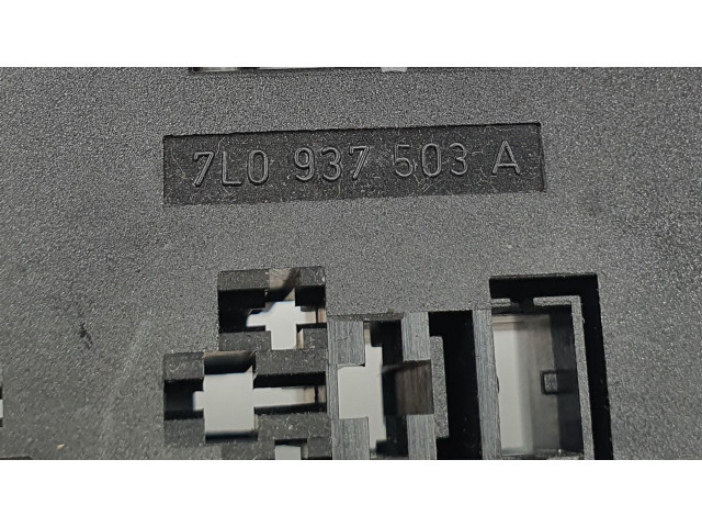 Pojistková skříňka 7L0937503A Porsche Cayenne (9PA) 2006