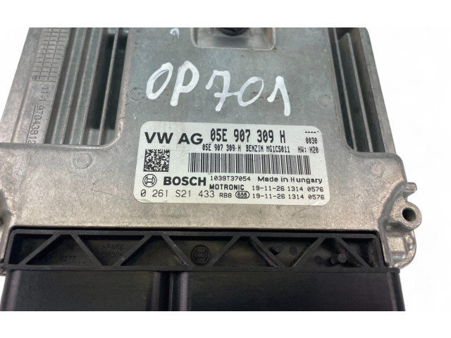 Блок управления двигателем Блок управления 05E907309H, 0261S21433   Skoda Karoq