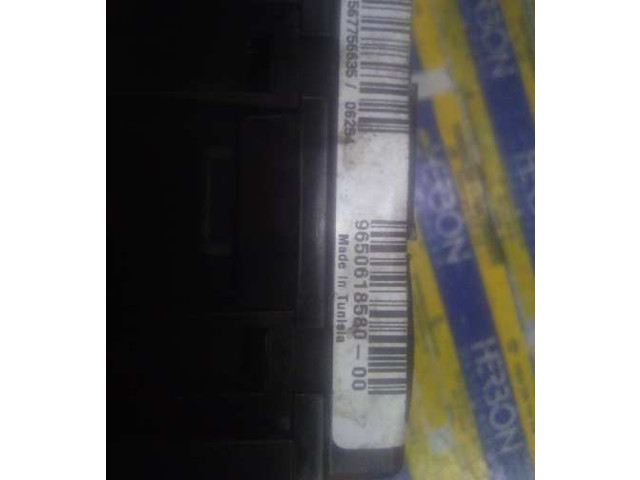 Pojistková skříňka 9650618580 Citroen Berlingo 2002