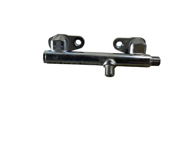 Vstřikovací lišta 03R885K31B, AB071 Subaru Outback (BT)