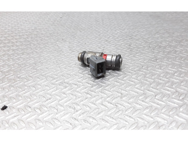 Форсунка 036031C Audi A2