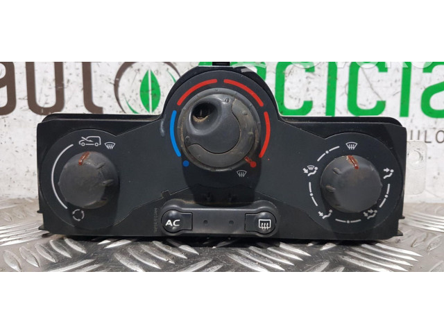 Блок управления климат-контролем    Renault Kangoo I