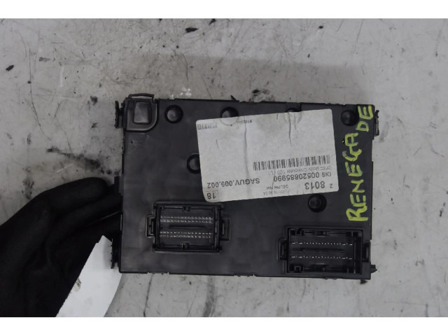 Блок предохранителей    Jeep Renegade    