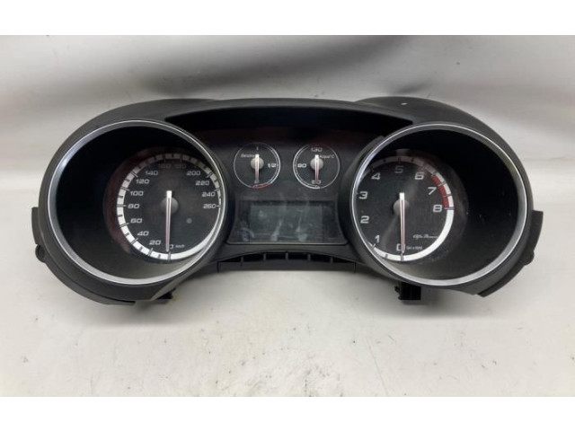 Панель приборов 006418, 50539108 Alfa Romeo Giulietta