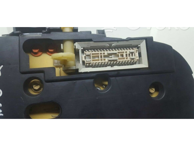 Přístrojová deska Opel Astra G 2000 09228743