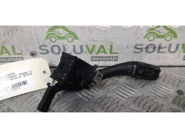 Ручка стеклоочистителей 8P0953519E Audi A3 S3 8L