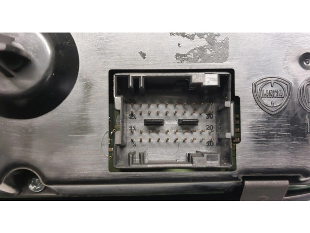 Блок управления климат-контролем 156099936   Alfa Romeo Giulietta