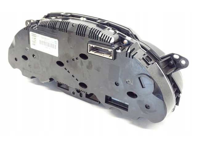 Přístrojová deska Audi RS5 2010 8T0920982A