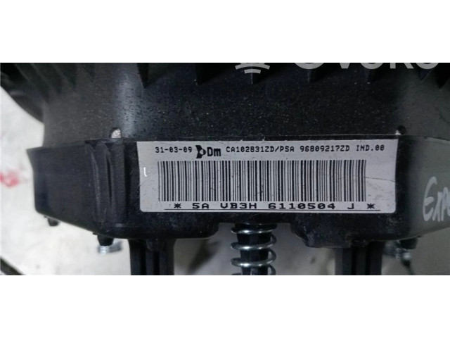 Подушка безопасности водителя 96809217ZD, 0110009   Peugeot Expert