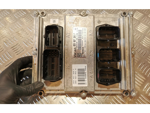 Zpětné zrcátko Audi Q7 4M 2018 059907309F, 4M0907401A