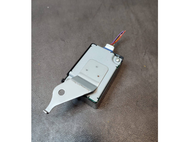 Блок управления 88831FJ021 Subaru Forester SJ