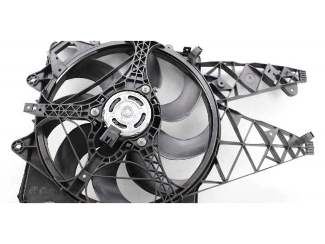 Вентилятор радиатора 505187840 Alfa Romeo Mito 1.4