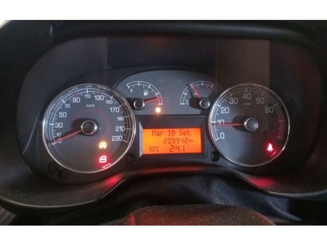 Панель приборов 005150101, 51828069 Fiat Grande Punto