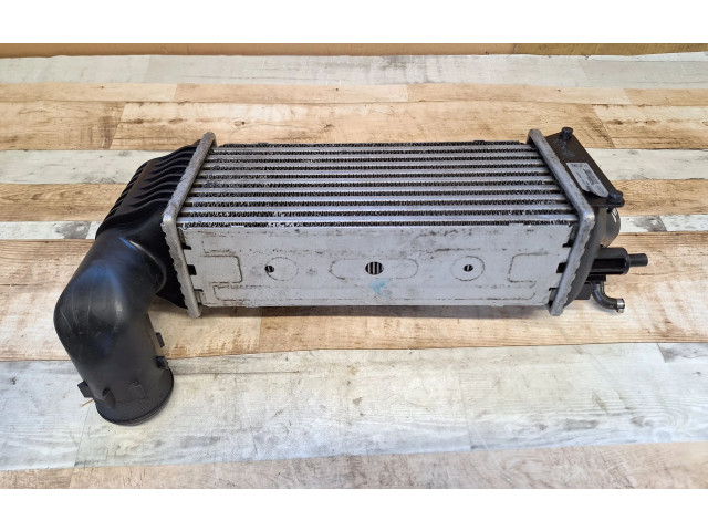 Интеркулер 9637809480 Peugeot 607 2.2