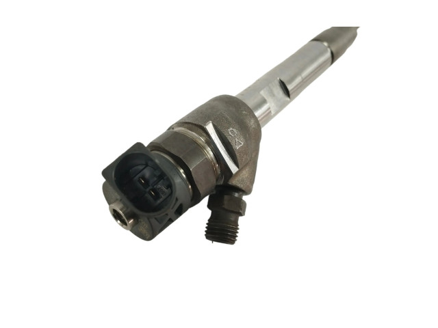 Vstřikovač 8514146, 0445110613 Toyota RAV 4 (XA40) N47C20A