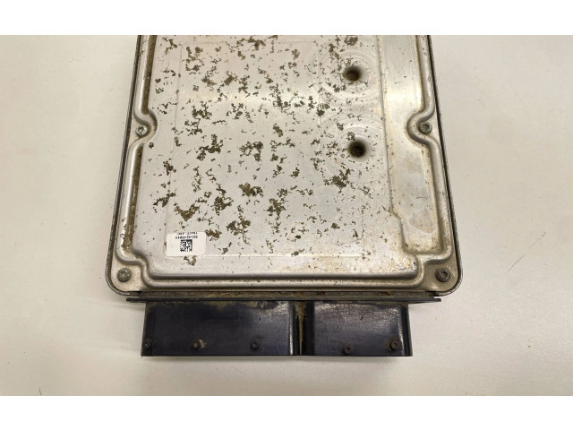 Řídící jednotka 03L906022F   Volkswagen Tiguan 2008