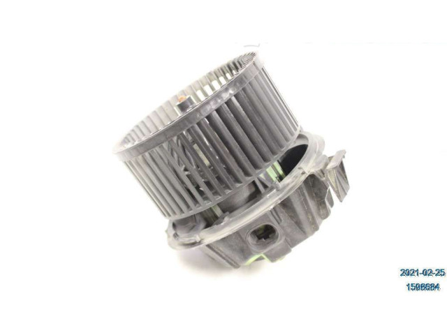 Вентилятор печки    272106020R   Dacia Duster