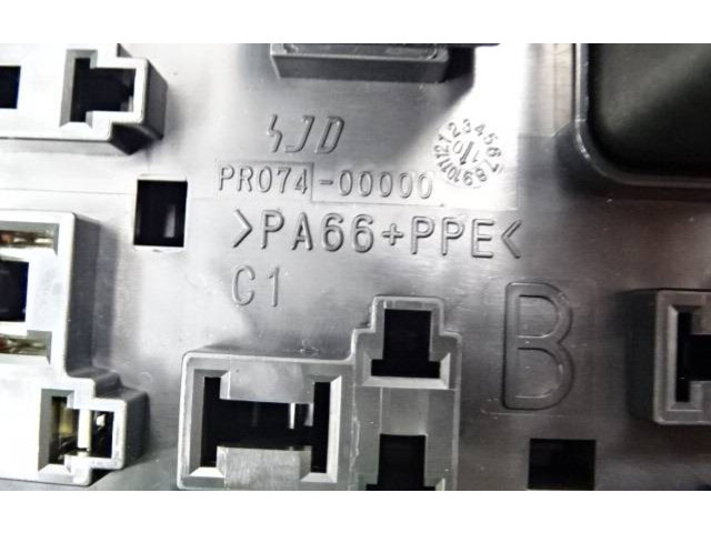 Pojistková skříňka PR07400000 Mitsubishi ASX 2011