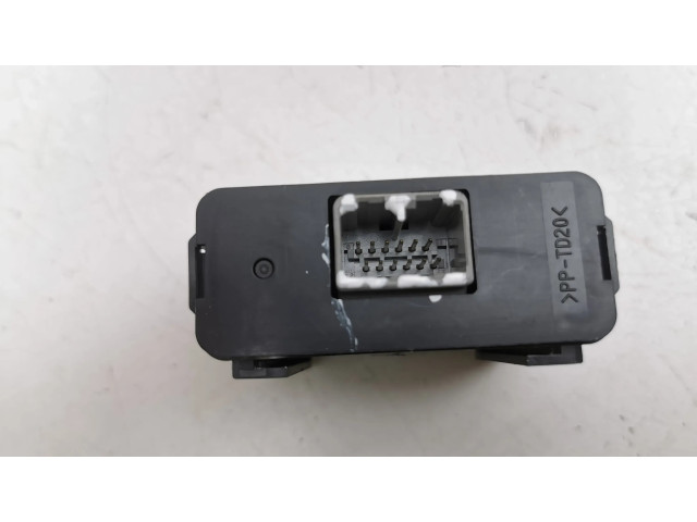 Блок управления 33137T7A0030   Honda HR-V