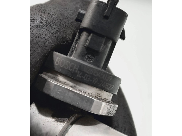 Топливная рампа Dm5g9h487aa, 0261555137 Ford Fiesta