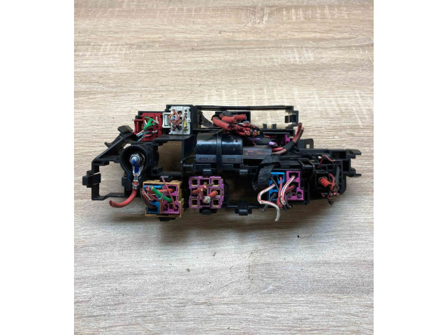 Блок предохранителей  8K2937503   Audi A5 8T 8F    