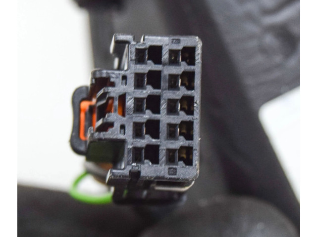 Зеркало электрическое Peugeot 2008 II 2019 - года