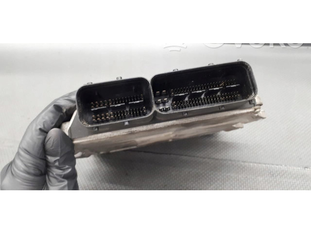 Блок управления двигателем Блок управления 51826699   Fiat Idea