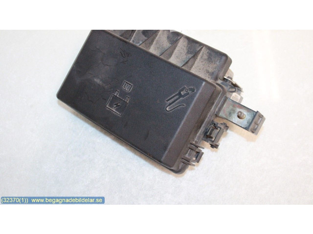 Pojistková skříňka P05026021AB Dodge Magnum 2005