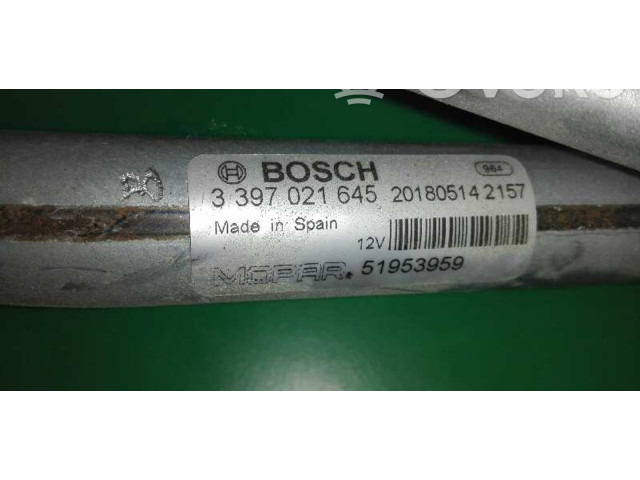 Моторчик дворников 51953959, 3397021645 Jeep Renegade