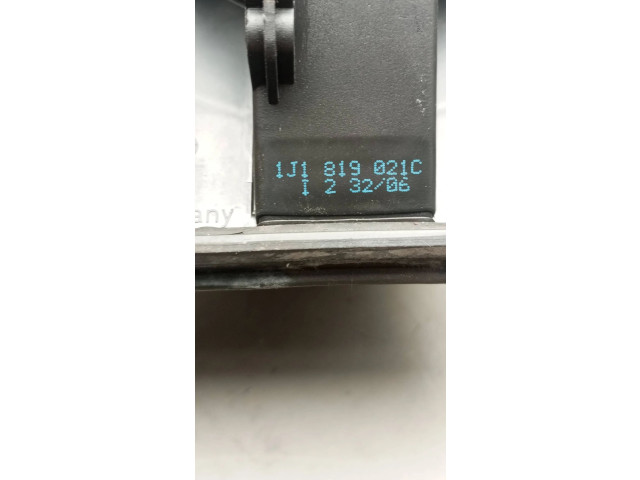 Вентилятор печки    1J1819021C, 1J1819021B   Volkswagen Bora