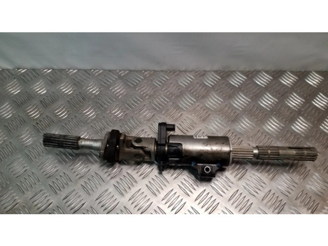 Крестовидная связь оси рулевого колеса