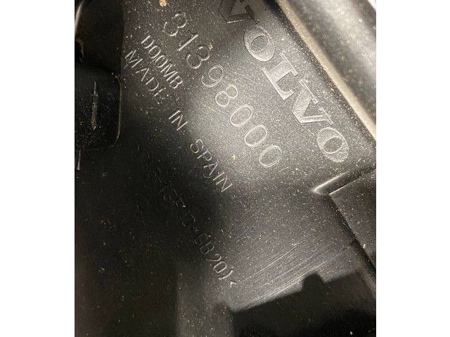 Блок предохранителей 31398000, 31398001 Volvo XC90