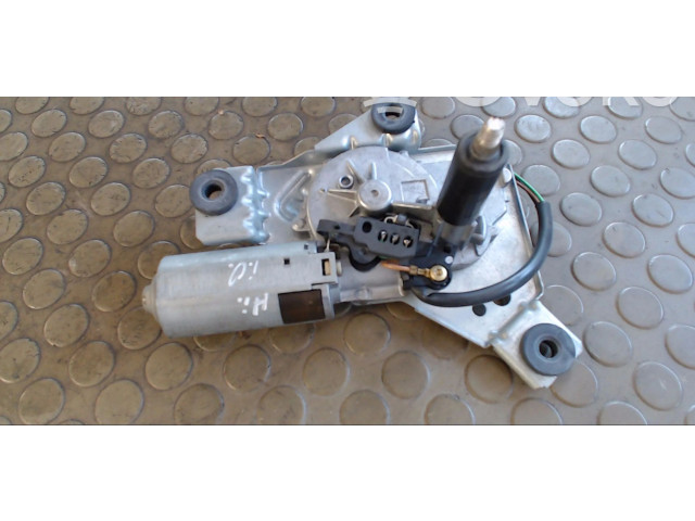 Моторчик заднего дворника 0390206517 Mitsubishi Carisma