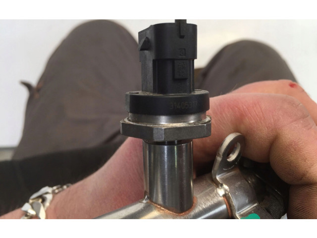 Топливная рампа 31405915 Volvo XC40 для двигателя B3154T