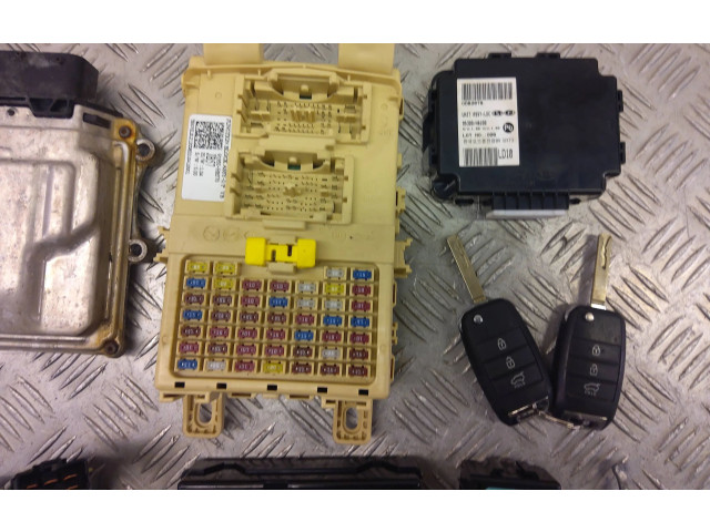 Řídící jednotka 3912804047 KIA Stonic 2019