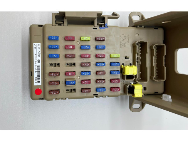 Блок предохранителей 82201FJ211, 805134   Subaru Forester SJ    