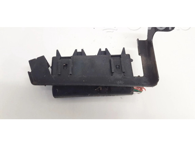 Блок предохранителей     Subaru Forester SH    