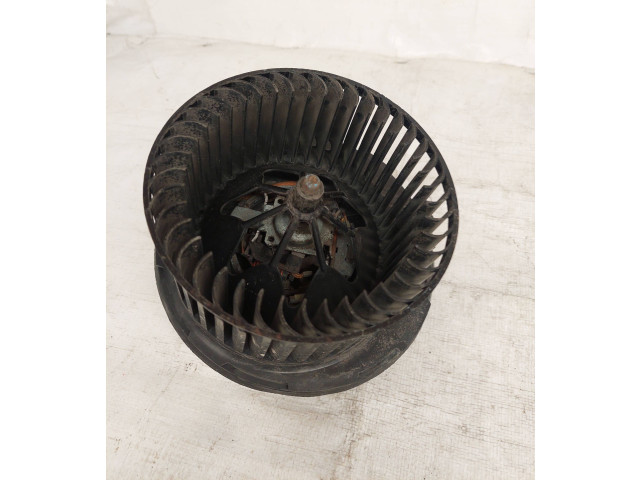 Вентилятор печки    1K2819015C   Volkswagen Caddy