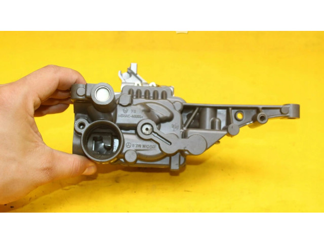 Масляный насос   R2781810601  Mercedes-Benz GLC X253 C253 