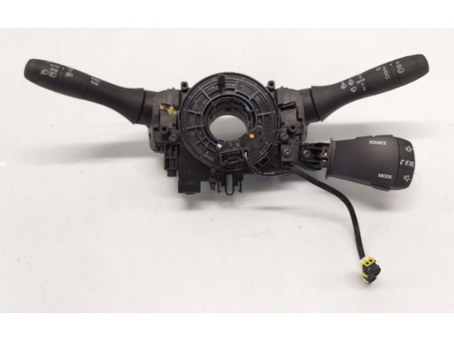 Ручка стеклоочистителей 255670975R Dacia Sandero III