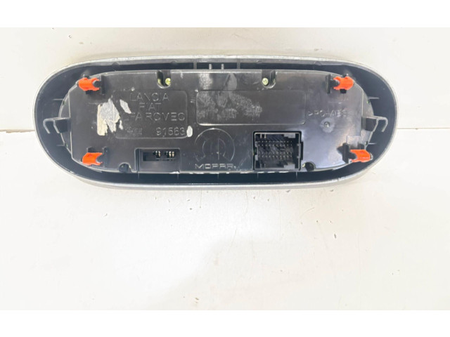 Блок управления климат-контролем    Fiat 500X