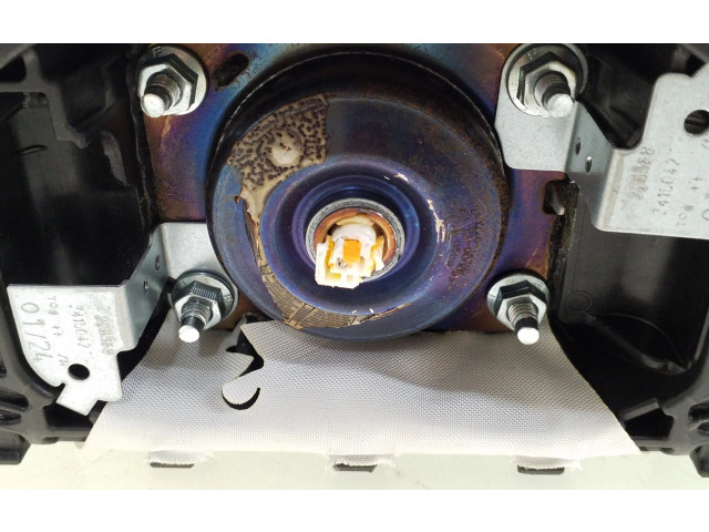 Подушка безопасности пассажира 81A880204E   Audi Q2 -