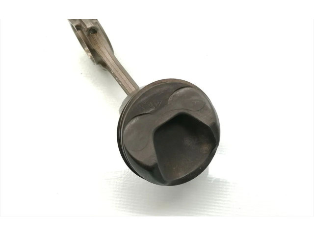  Поршень с шатуном  BLX  Audi A3 S3 8P  