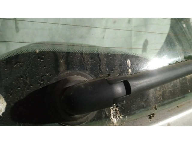 Моторчик заднего дворника Alfa Romeo 147