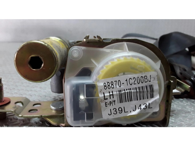 Передний ремень безопасности