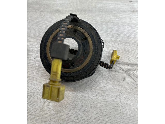 Подрулевой шлейф SRS    Volkswagen PASSAT B4