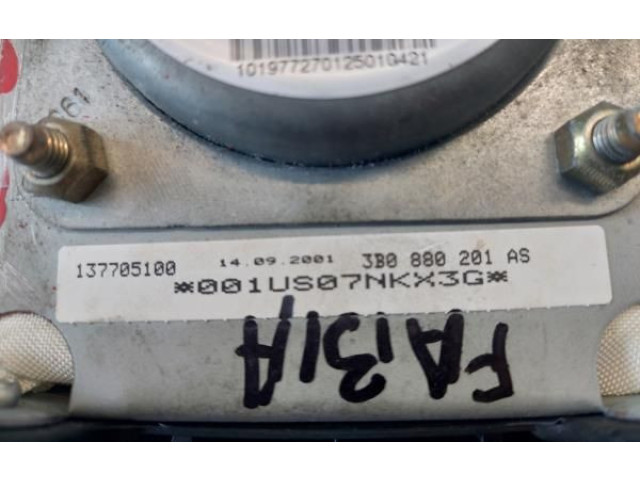 Подушка безопасности водителя 3B0880201AS Skoda Fabia Mk1 (6Y)