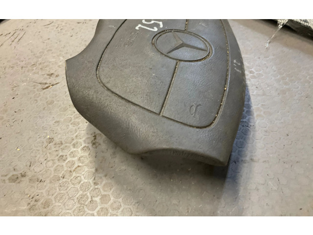 Подушка безопасности водителя    Mercedes-Benz Vito Viano W638