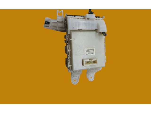 Pojistková skříňka 2393-7G09, 0211-7104 Toyota Auris 150 2007