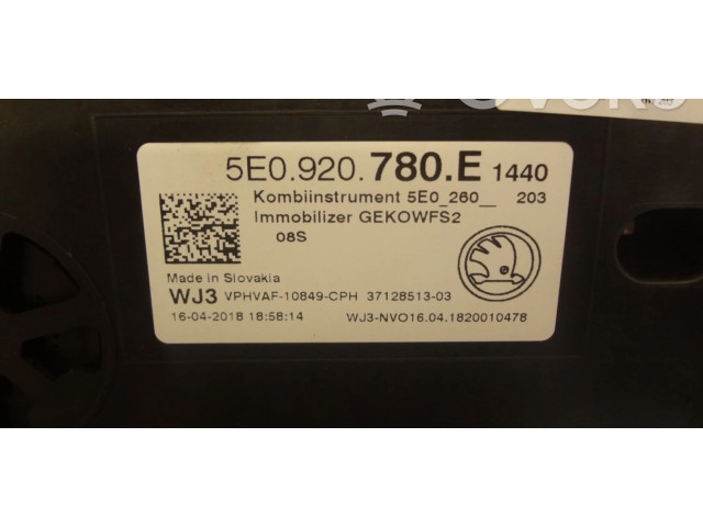 Панель приборов 5E0920780E   Skoda Octavia Mk3 (5E)       